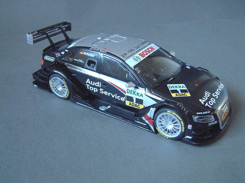 Audi A4 DTM - 1/24e - Revell - Page 2 1210020606334769010387726