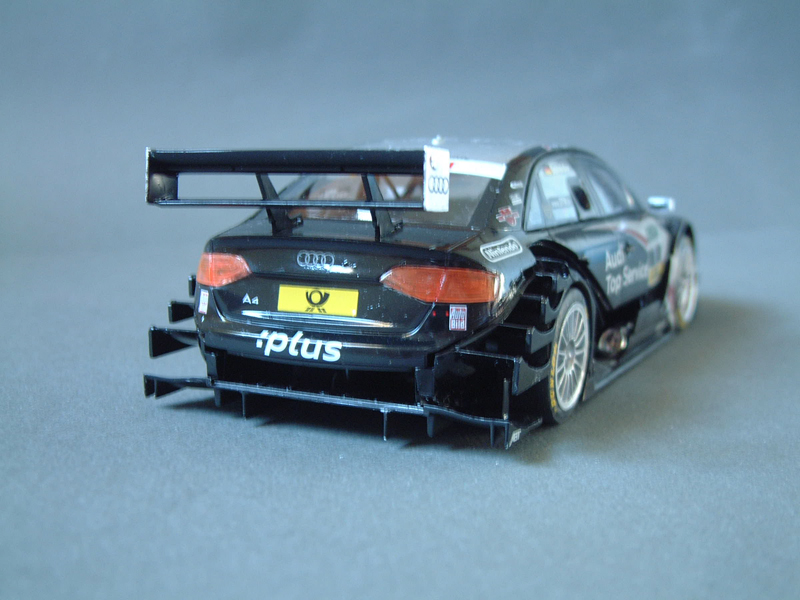 Audi A4 DTM - 1/24e - Revell - Page 2 1210020607074769010387741