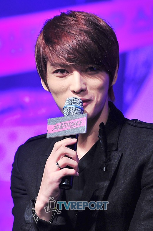 20121016_1350379587_35020800_1